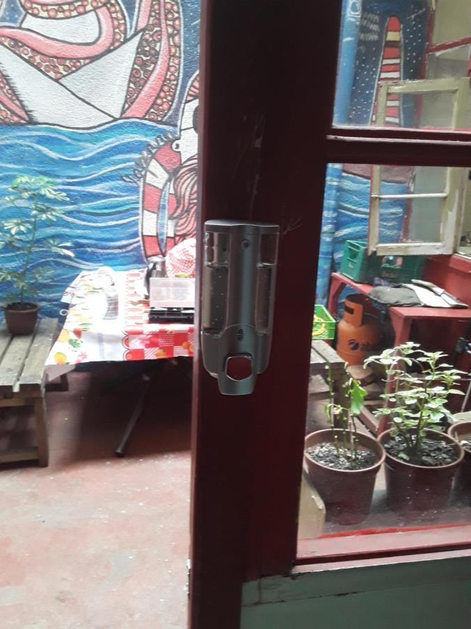 Hostal Del Pirata Valparaiso Bagian luar foto