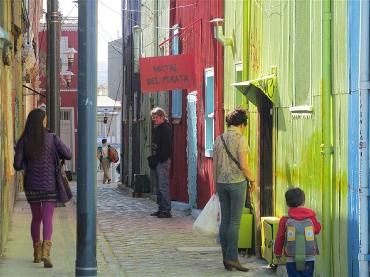 Hostal Del Pirata Valparaiso Bagian luar foto